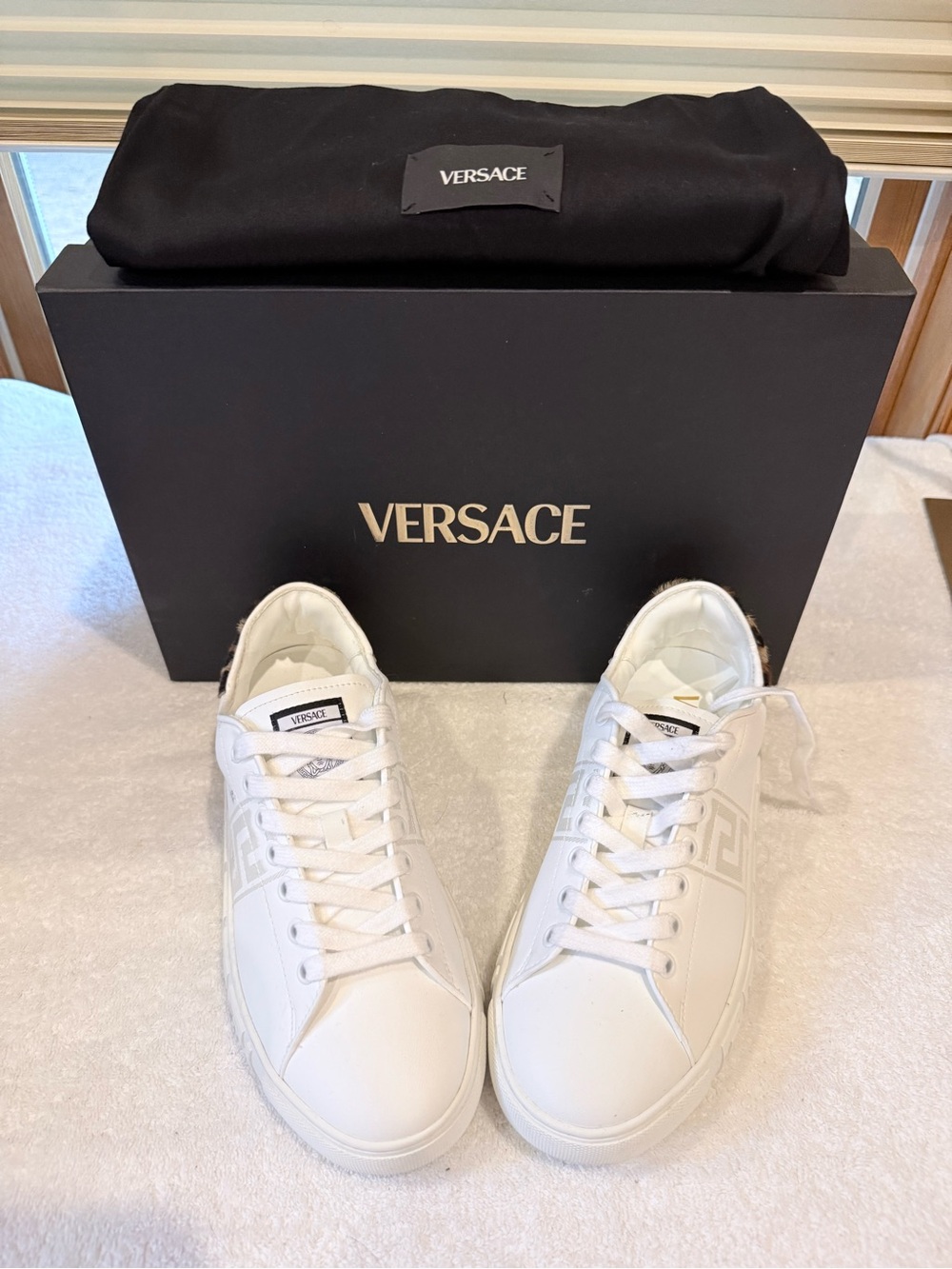 Versace White Leather Low-Top Sneakers with Subtle Greca Detail
